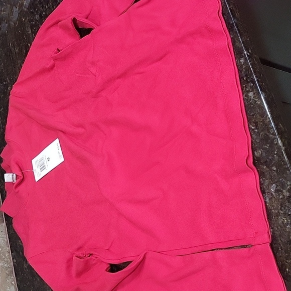 NWT Red Caryolyn Taylor Mock Turtleneck Size Medium - Picture 2 of 5